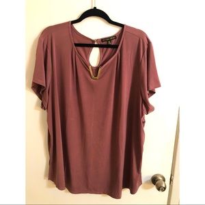 Adorable Plus Size blouse with rose gold accents